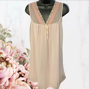 Deena California Nightgown Flutter Sheer Lined Pink Embroidered Approx Sz S VTG